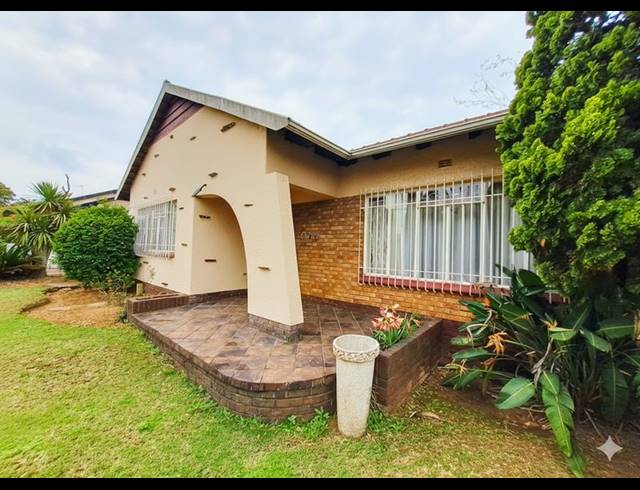 3 BEDROOM HOUSE FOR SALE IN RUSTIVIA